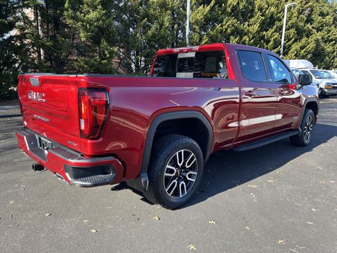 Used 2022 GMC Sierra 1500 AT4 w/ AT4 Premium Package image 11