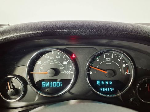 Used 2015 Jeep Wrangler Sport w/ Quick Order Package 24S AWD/4WD image 25