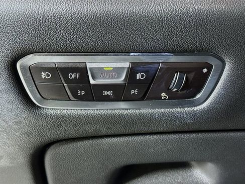 Used 2021 BMW X7 xDrive40i w/ Parking Assistance Package image 10