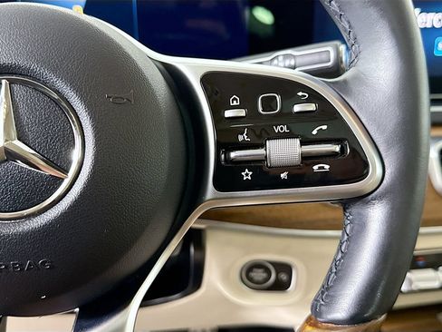 Certified 2023 Mercedes-Benz GLS 450 4MATIC image 12