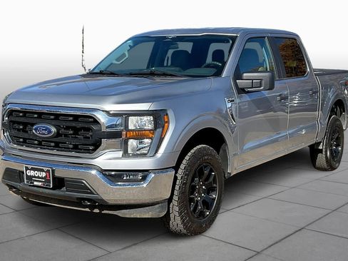 Used 2023 Ford F150 XLT image 3