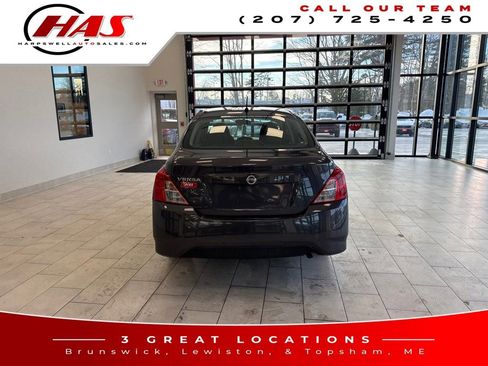 Used 2015 Nissan Versa S image 5