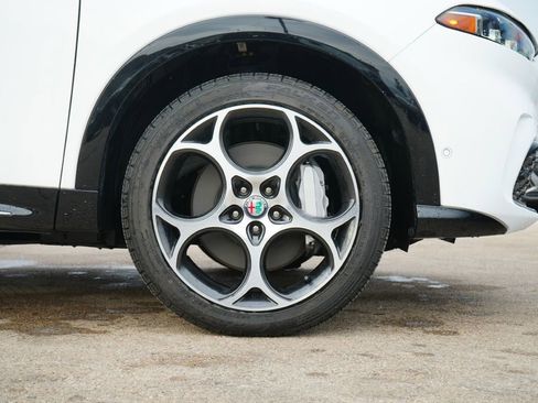 Used 2024 Alfa Romeo Tonale Ti w/ Active Assist Package image 9