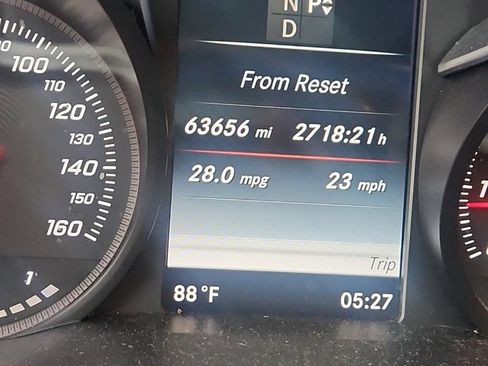 Used 2016 Mercedes-Benz C 300 Sedan image 6