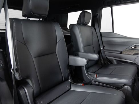 Used 2025 Lexus GX 550 image 15