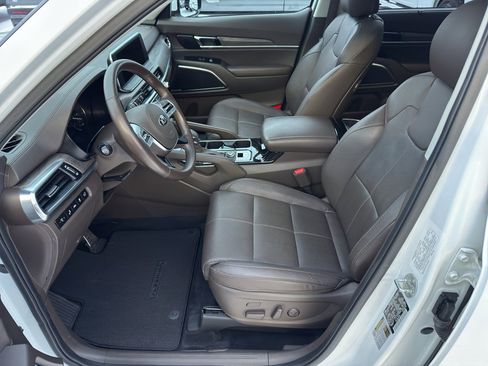 Used 2021 Kia Telluride SX image 21