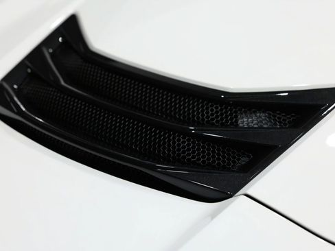 Used 2025 Chevrolet Corvette Z06 image 17