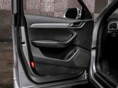 Used 2016 Audi Q3 2.0T Premium Plus w/ Technology Package image 36