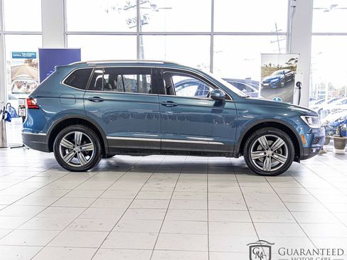 Used 2020 Volkswagen Tiguan SEL image 9
