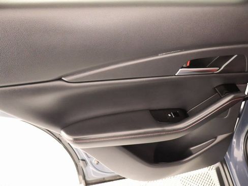 Used 2025 MAZDA CX-30 AWD 2.5 S w/ Preferred Package image 17