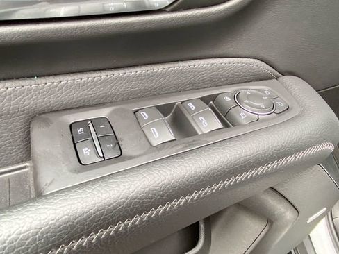 Certified 2024 GMC Yukon Denali image 26