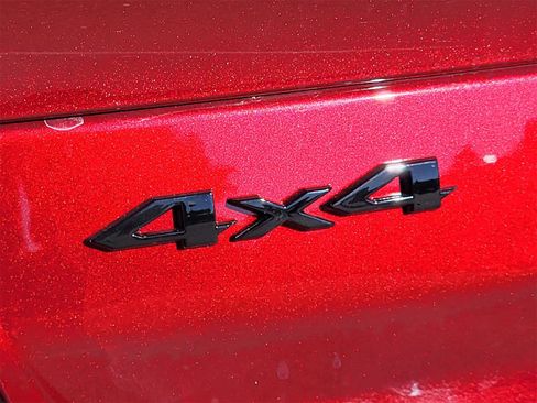 New 2025 Jeep Grand Cherokee L Altitude image 8