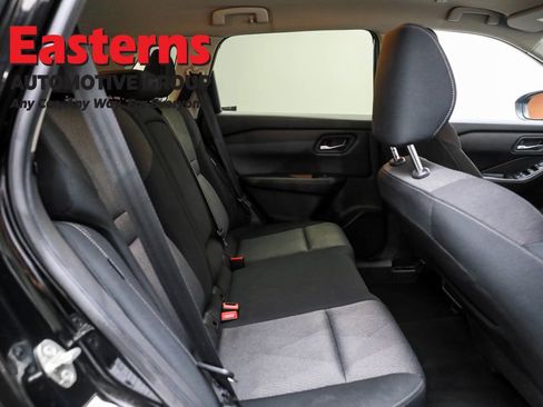 Used 2024 Nissan Rogue SV image 23