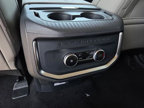 New 2026 Ford Expedition Active RWD image 18
