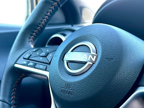 Used 2024 Nissan Kicks SR w/ SR Premium Package image 30