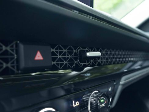 Used 2024 Honda Accord EX-L image 31