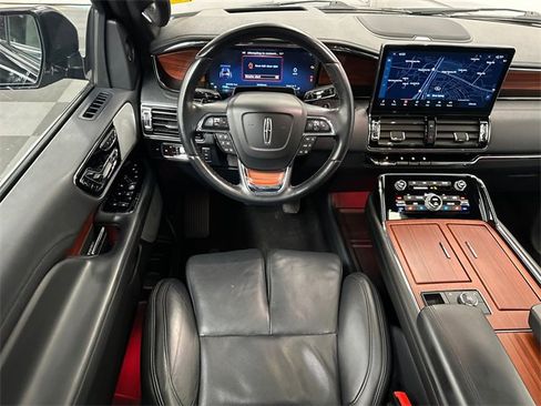 Used 2024 Lincoln Navigator Reserve image 26
