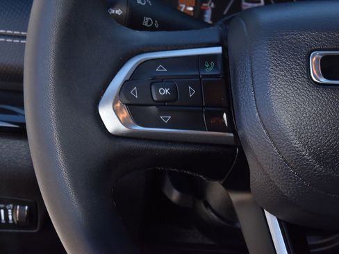 Used 2024 Jeep Compass Latitude w/ Altitude Special Edition image 23