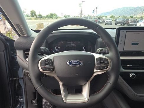New 2026 Ford Explorer Active w/ Active Comfort Package AWD/4WD image 16