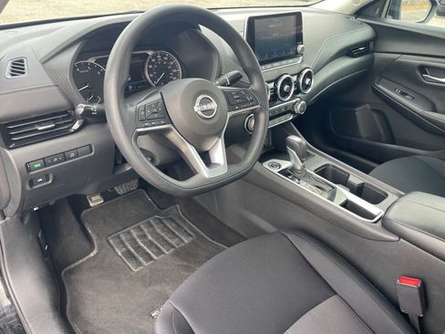 Used 2024 Nissan Sentra SV image 5