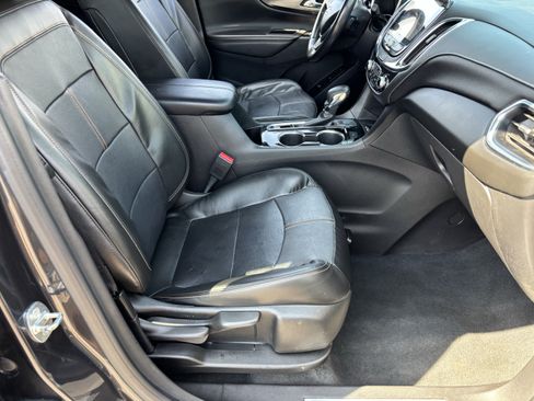 Used 2022 Chevrolet Equinox Premier w/ LPO, Cargo Package FWD image 9