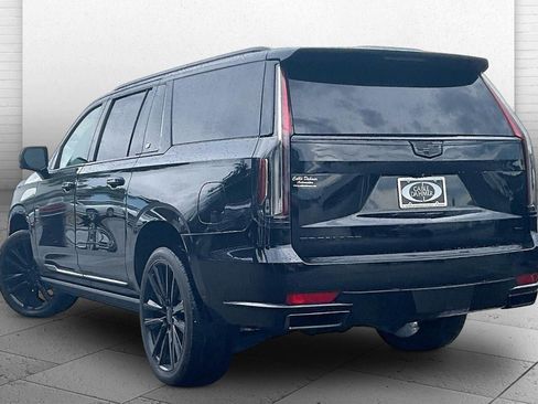 Used 2021 Cadillac Escalade ESV Sport w/ Driver Assist Tech Package AWD/4WD image 10