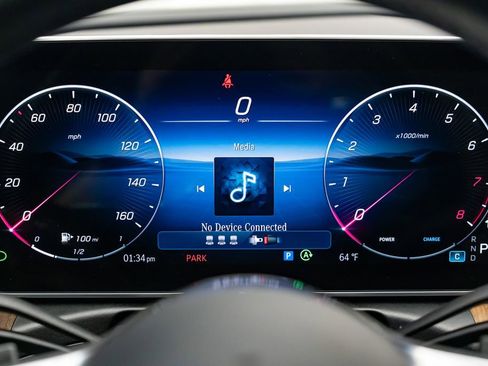 Used 2025 Mercedes-Benz C 300 4MATIC Sedan image 17