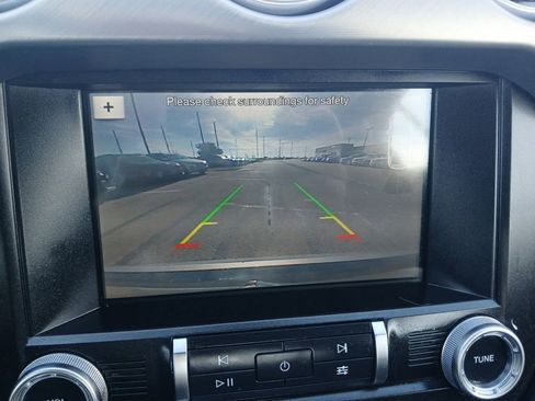 Used 2019 Ford Mustang Premium image 30