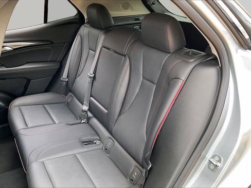 Used 2023 Buick Envision Essence w/ Sport Touring Package FWD image 20