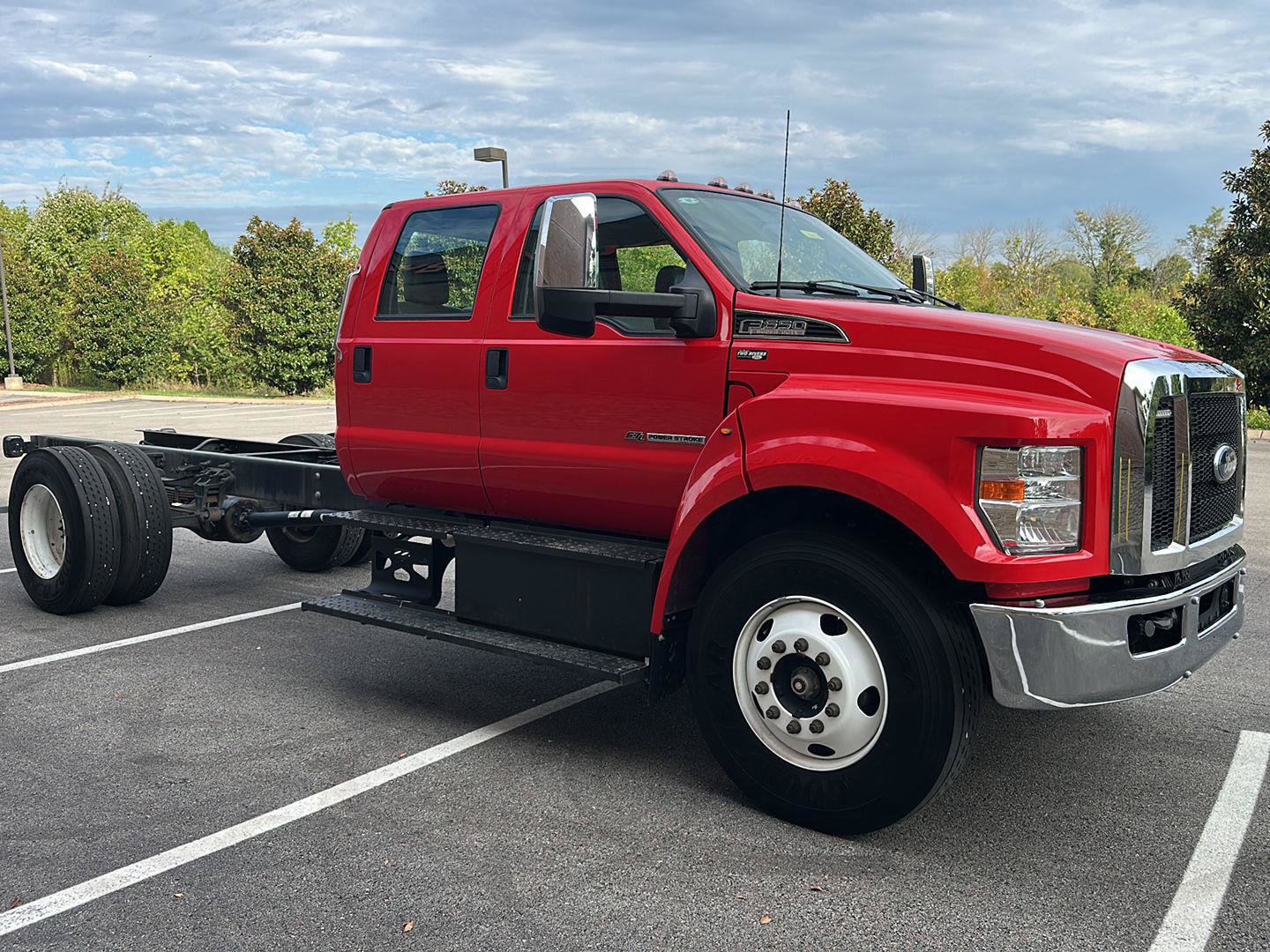 Used 2025 Ford F650 2WD Crew Cab Super Duty image 6