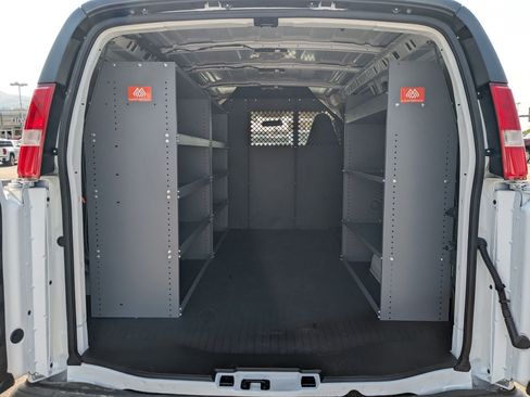 New 2025 GMC Savana 2500 Work Van w/ Safety Package image 15