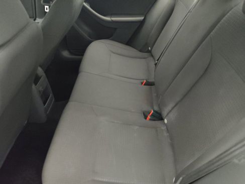 Used 2016 Volkswagen Jetta SE FWD image 18