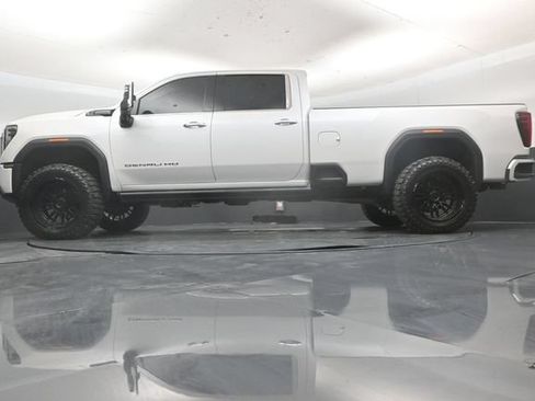 Used 2024 GMC Sierra 2500 Denali Ultimate AWD/4WD image 51