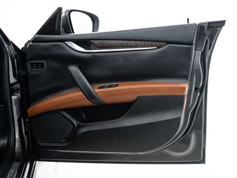 Used 2018 Maserati Ghibli S Q4 image 24