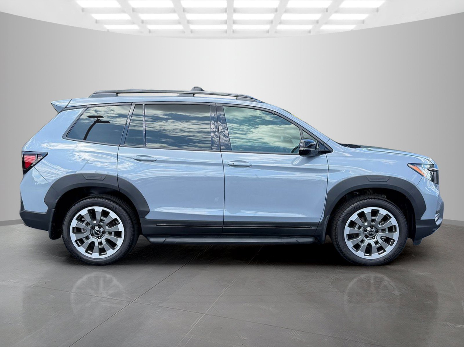 Used 2025 Honda Passport Black Edition image 6