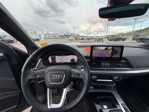 Used 2023 Audi Q5 2.0T Premium Plus w/ Premium Plus Package AWD/4WD image 9