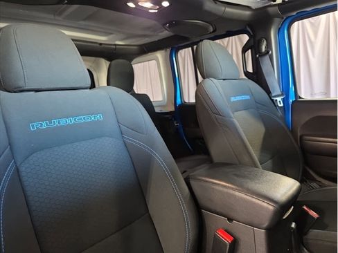 Used 2022 Jeep Wrangler Unlimited Rubicon 4xe w/ Cold Weather Group image 12