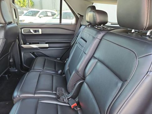 Used 2023 Ford Explorer XLT w/ Equipment Group 202A image 13