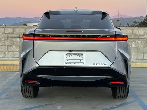 New 2026 Lexus RZ 350e 2WD image 10