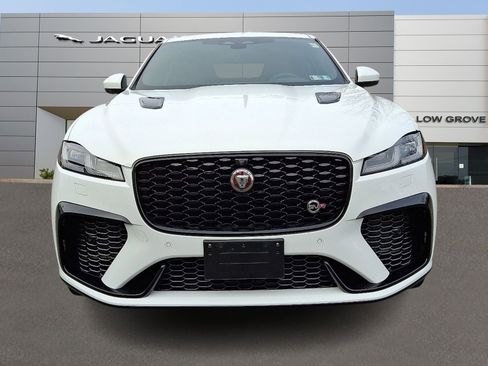 Used 2022 Jaguar F-PACE SVR image 8