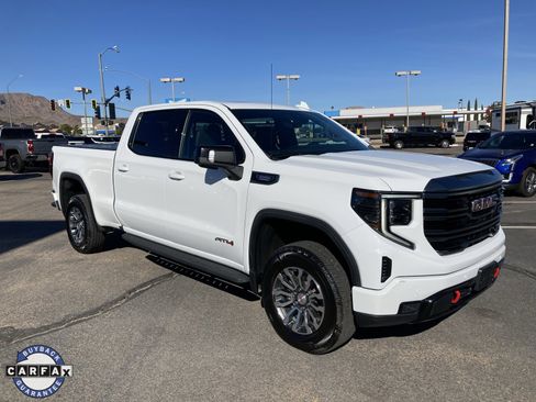 Certified 2022 GMC Sierra 1500 AT4 w/ AT4 Premium Package image 4