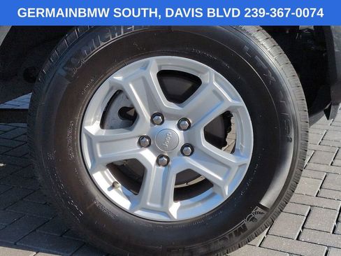 Used 2021 Jeep Wrangler Unlimited Sport AWD/4WD image 12