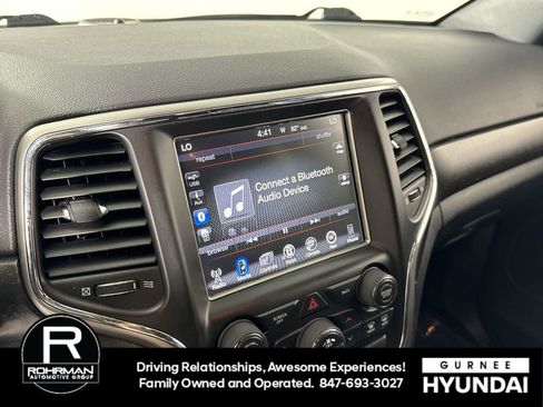 Used 2017 Jeep Grand Cherokee Altitude image 6