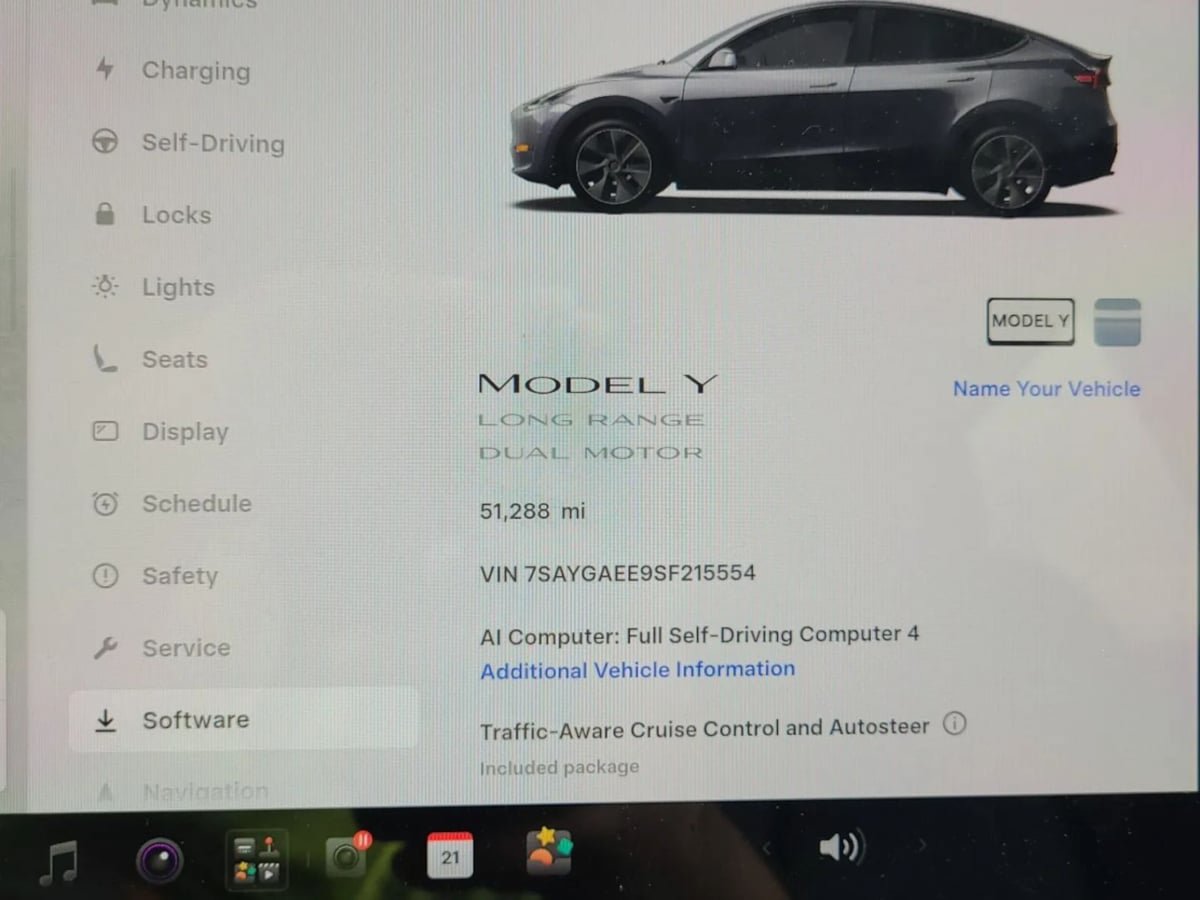 Used 2025 Tesla Model Y Long Range AWD/4WD image 3