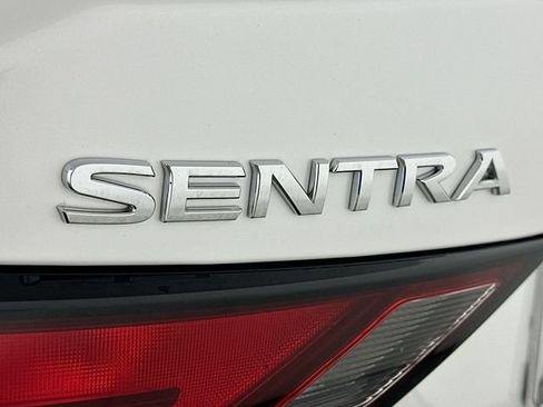 Used 2024 Nissan Sentra SV FWD image 26