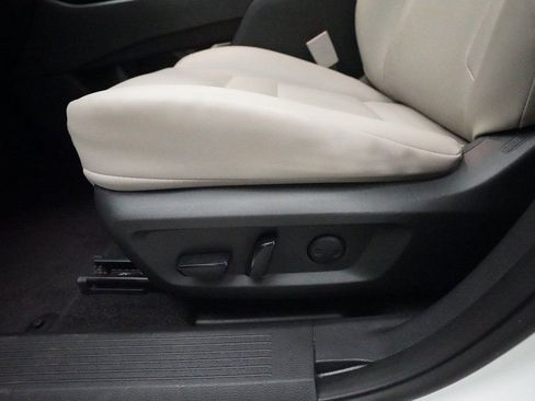 Certified 2023 Nissan Rogue SV w/ SV Premium B Package image 30