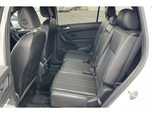 Used 2023 Volkswagen Tiguan SE R-Line FWD image 14