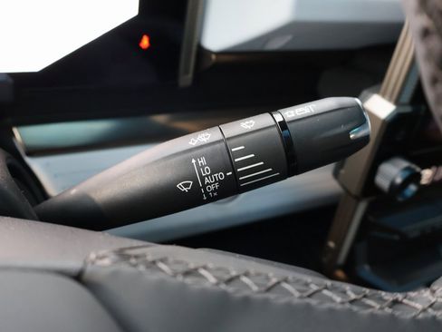 New 2025 GMC Hummer EV 2X image 19