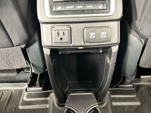 Used 2021 Subaru Ascent Touring AWD/4WD image 19