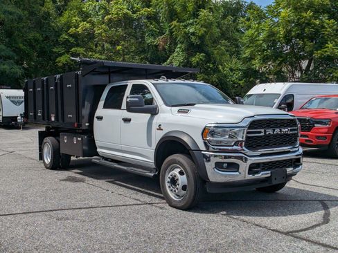 New 2024 RAM 5500 Tradesman w/ Chrome Appearance Group image 7